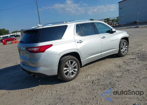2018 Chevrolet Traverse High Country z USA, uszkodzony, nr VIN 1GNEVKKW7JJ284332